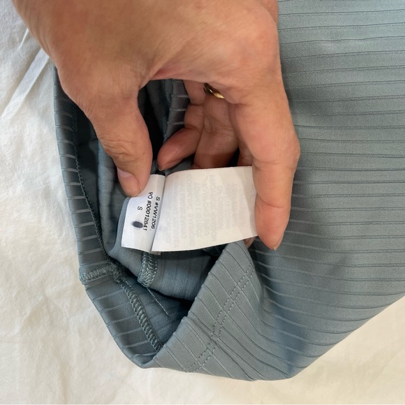 Vuori Rib Inversion Tank - Picture 8 of 9